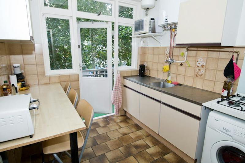 Kamer te huur in Rotterdam – Chris Bennekerslaan – foto 3