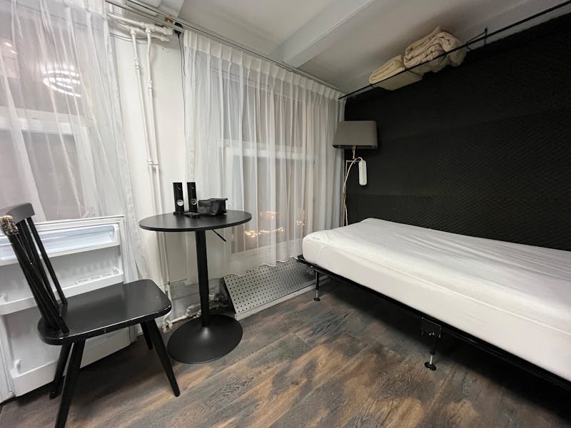Appartement te huur in Amsterdam – Vijzelstraat – foto 1