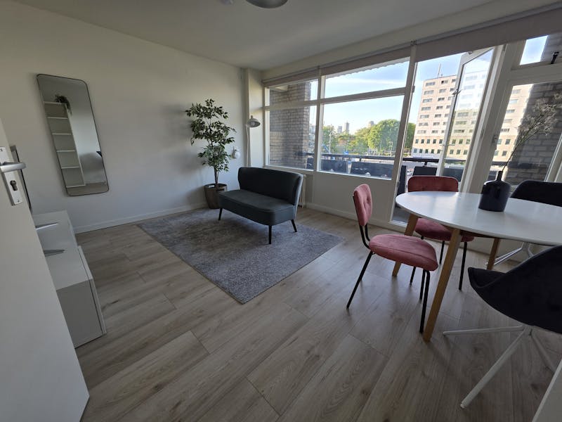 Kamer te huur in Rotterdam – Van Swietenlaan – foto 1