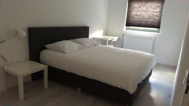 Kamer te huur in Amsterdam – Klaroenstraat – foto 1