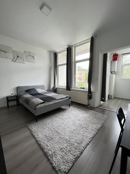 Kamer te huur in Rotterdam – Frans Bekkerstraat – foto 1