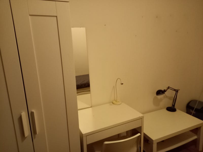 Kamer te huur in Rotterdam – Vierambachtsstraat – foto 2