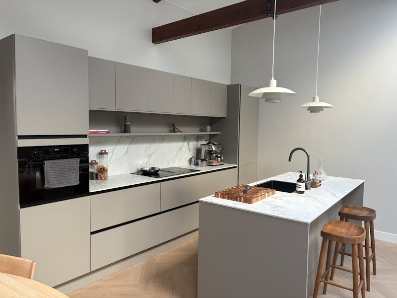 Kamer te huur in Amsterdam – Tweede Hugo de Grootstraat – foto 1