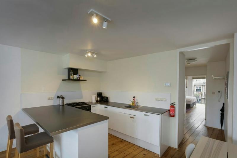 Appartement te huur in Amsterdam – Oude Looiersstraat – foto 3