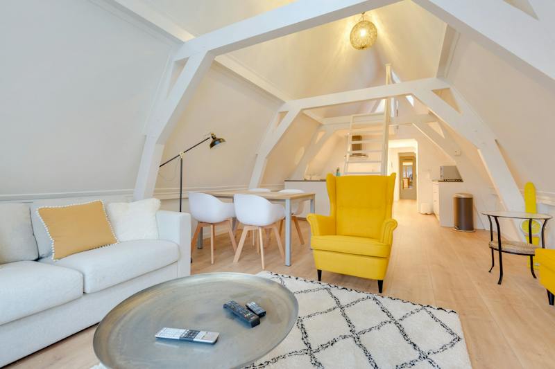 Appartement te huur in Amsterdam – Warmoesstraat – foto 1