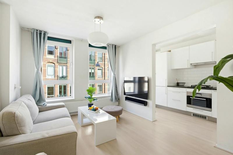 Appartement te huur in Amsterdam – Jacob van Lennepstraat – foto 3
