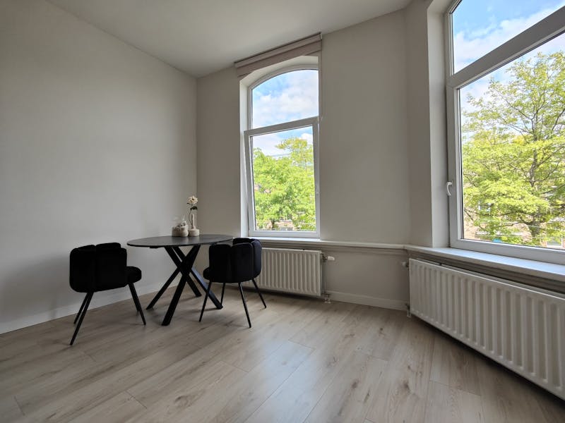 Kamer te huur in Rotterdam – Claes de Vrieselaan – foto 2
