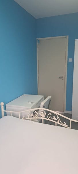 Kamer te huur in Rotterdam – Tholenstraat – foto 2