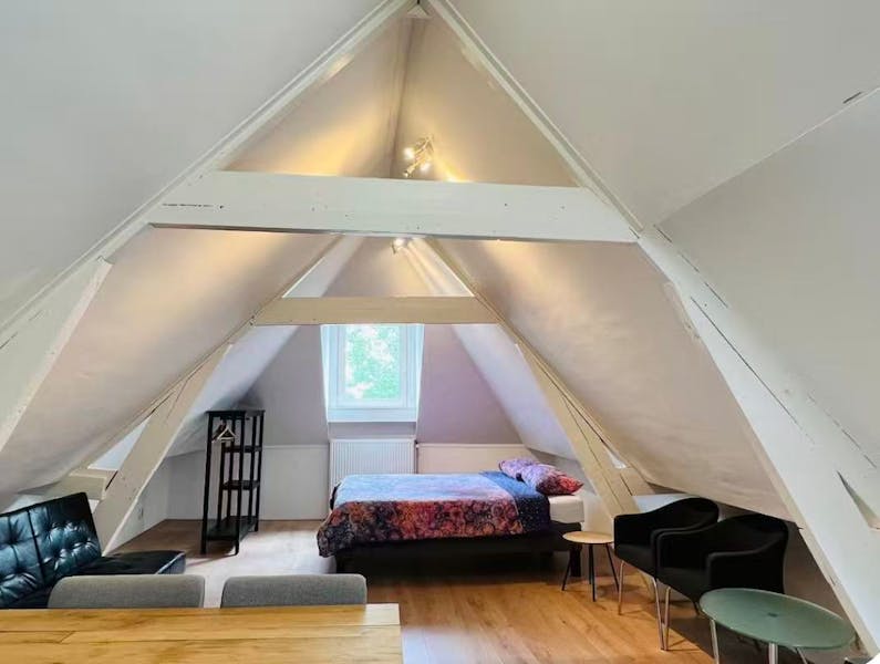Appartement te huur in Rotterdam – Oostzeedijk Beneden – foto 1