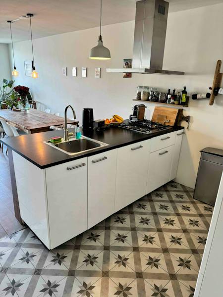 Appartement te huur in Amsterdam – Von Zesenstraat – foto 2