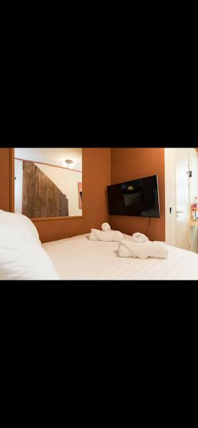 Appartement te huur in Amsterdam – Paramaribostraat – foto 2