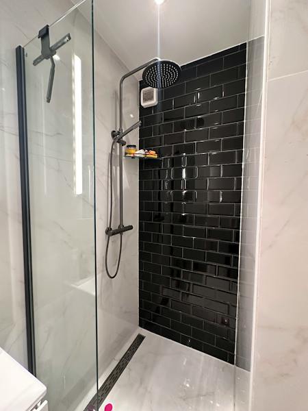 Kamer te huur in Amsterdam – Esmoreitstraat – foto 2
