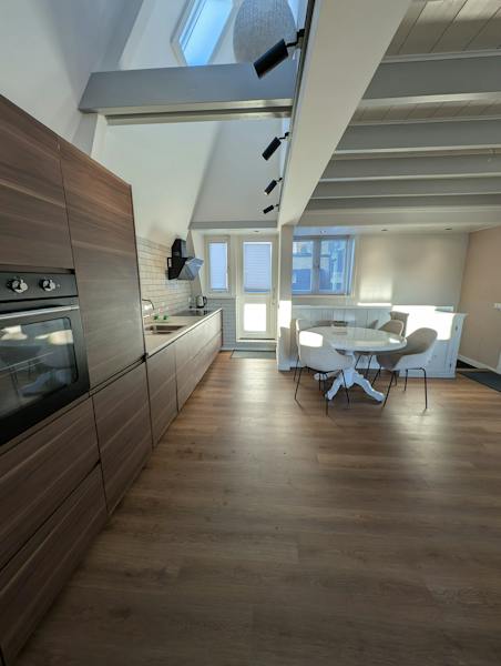 Appartement te huur in Amsterdam – Van Tuyll van Serooskerkenweg – foto 2
