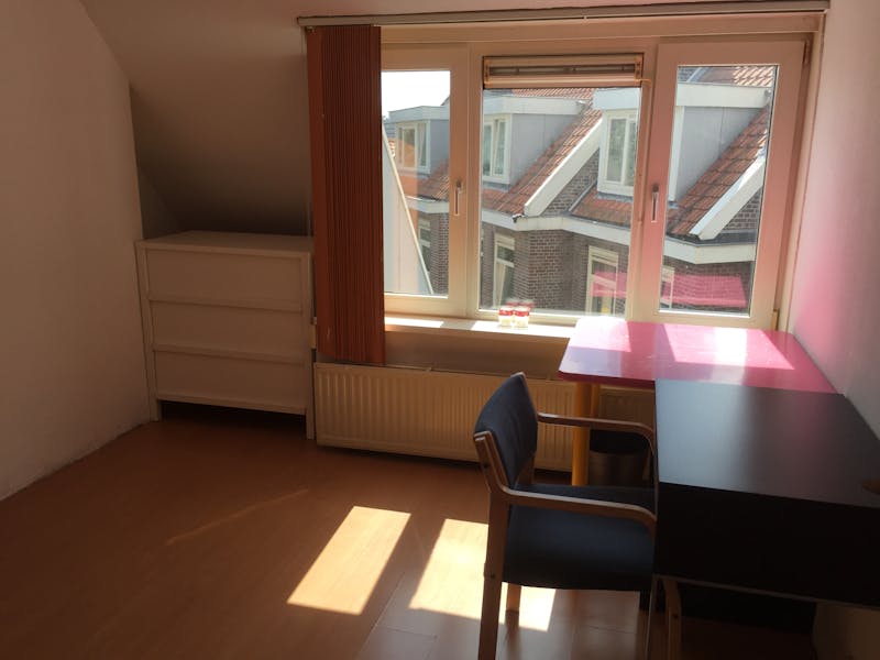 Kamer te huur in Rotterdam – Mathenesserdijk – foto 2