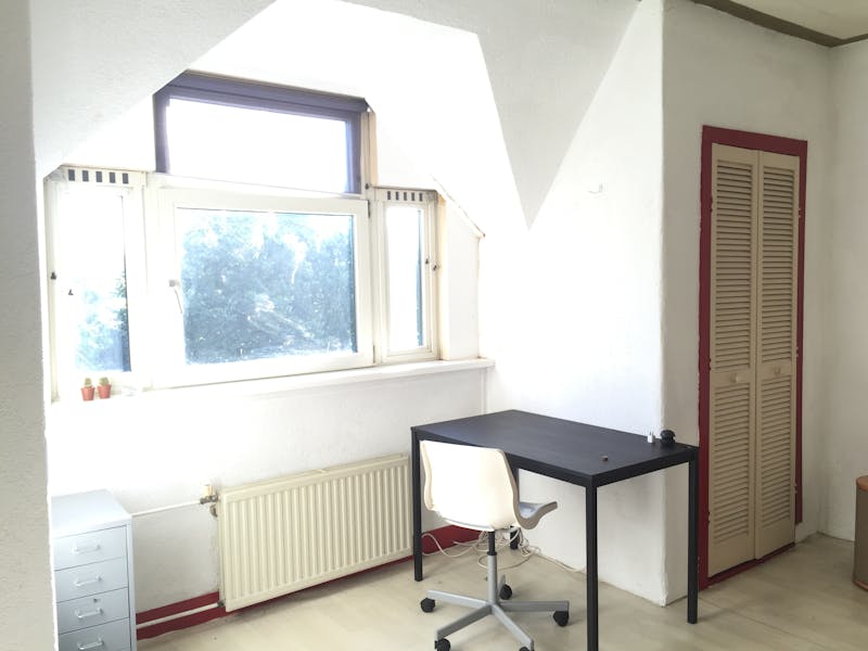 Kamer te huur in Rotterdam – Mathenesserdijk – foto 3