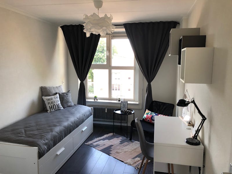 Kamer te huur in Rotterdam – Goudsesingel – foto 1